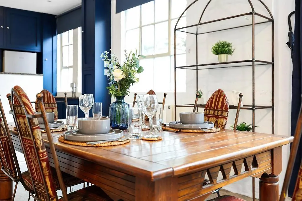 Two-Bedroom Apartment Short Term Rental & Flexible Renting Hackney With Free Wifi And Roof Terrace! Londýn Velká Británie