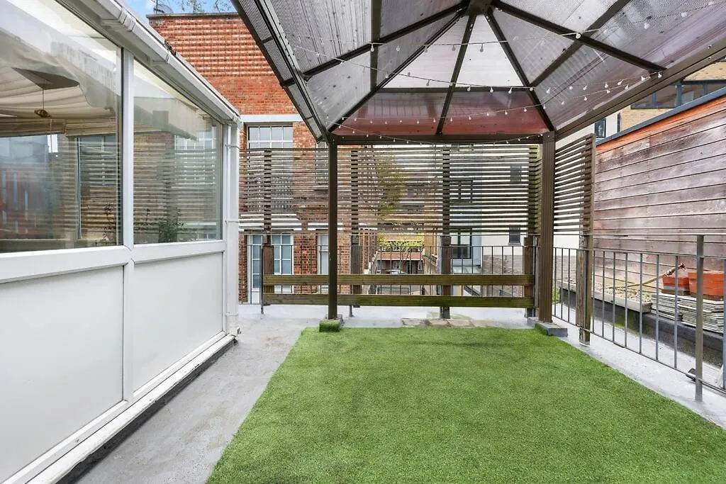 Two-Bedroom Apartment Short Term Rental & Flexible Renting Hackney With Free Wifi And Roof Terrace! London 0*,